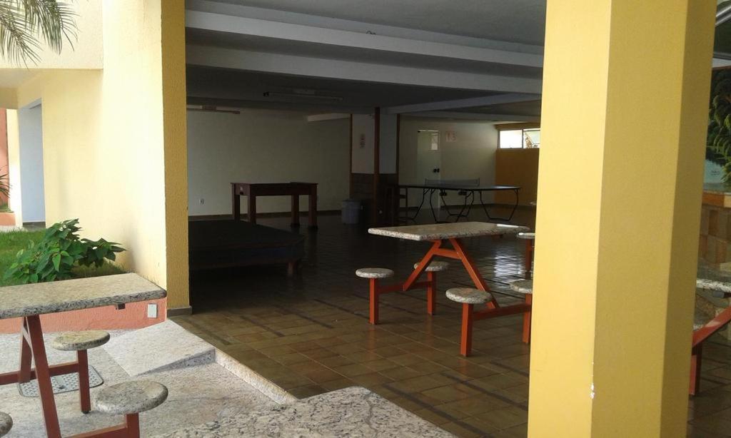 Caldas Novas - Go - Apartamento Parque Das Aguas Quentes Bloco 1 - Em Frente Clube Prive Eksteriør billede